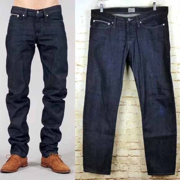 naked famous slim guy